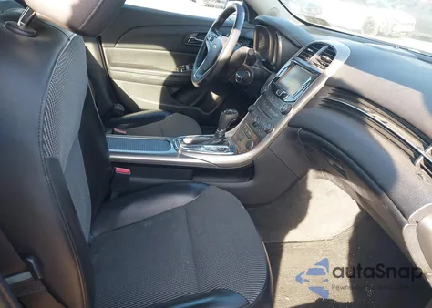 2013 Chevrolet Malibu Eco z USA, uszkodzony, nr VIN 1G11D5SR8DF136390